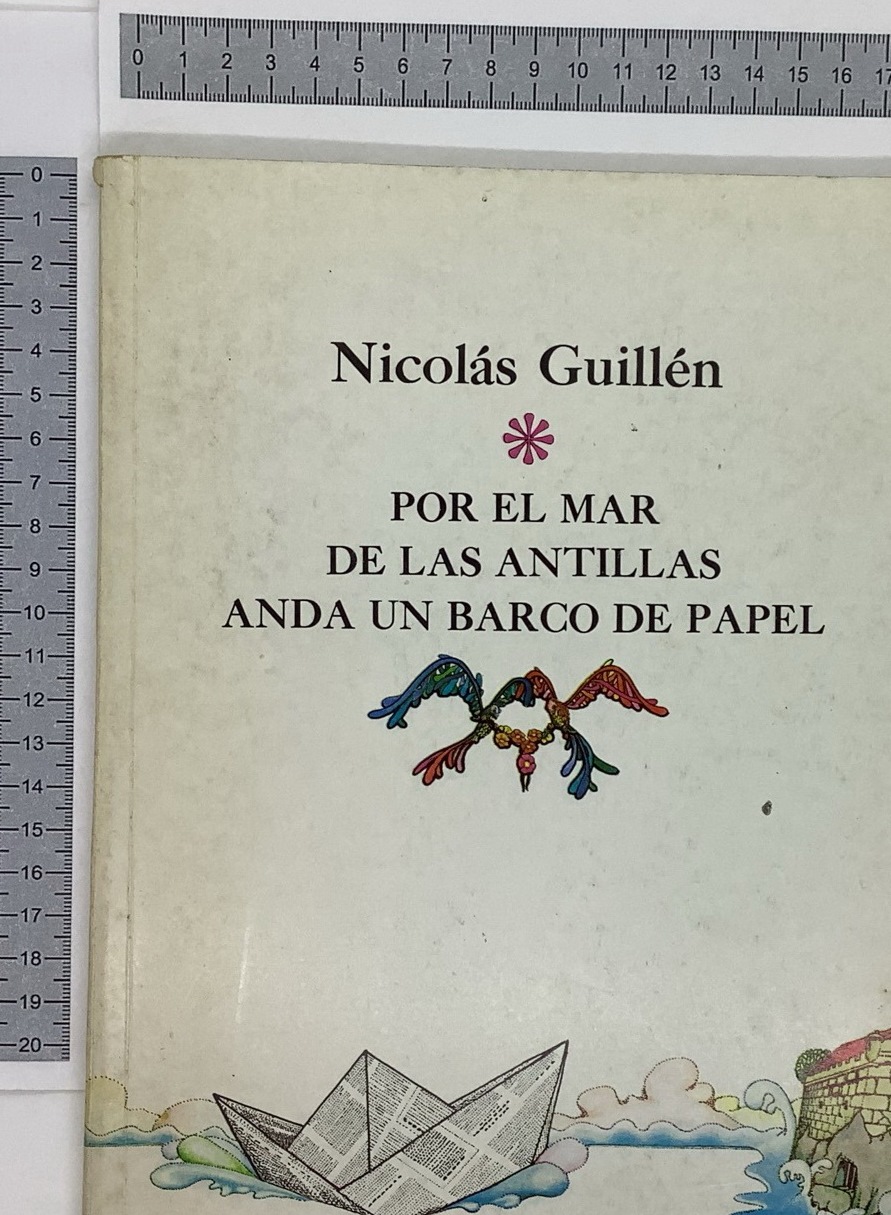Por el mar de las antillas anda barco de papel