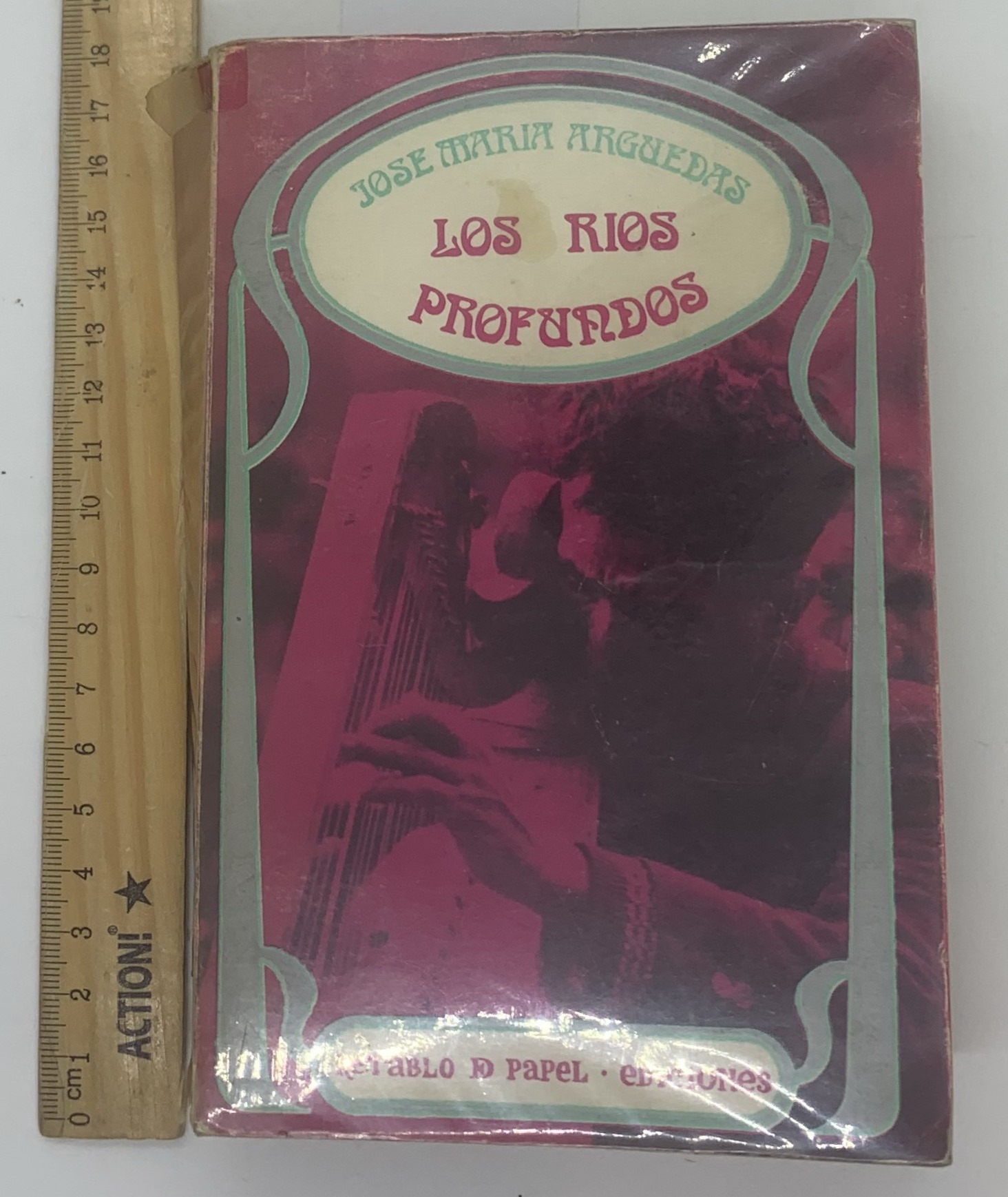 Los rios profundos