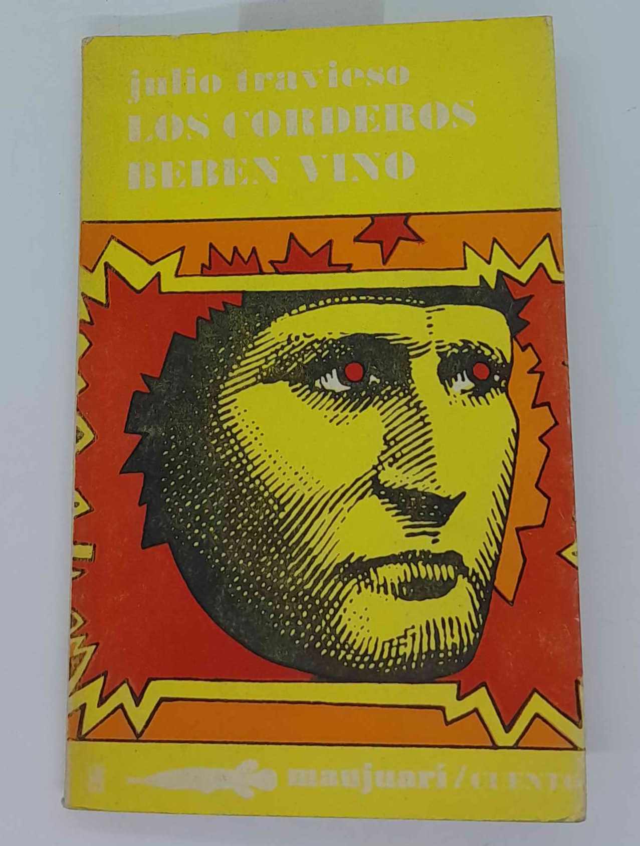 Los corderos beben vino
