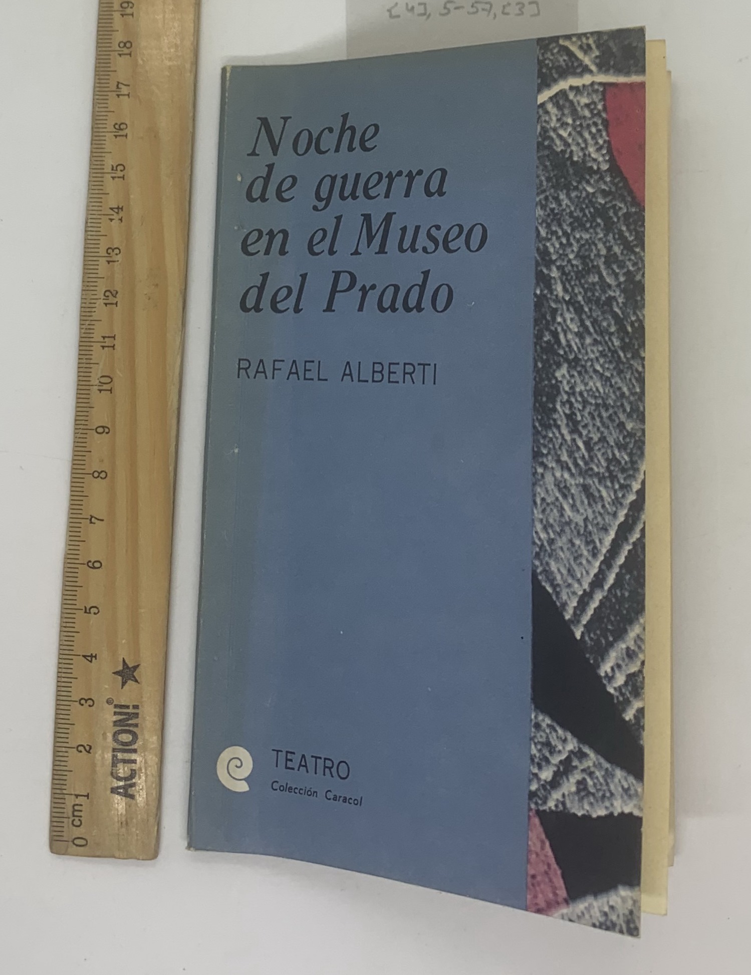 Noche de guerra en el Museo del Prado